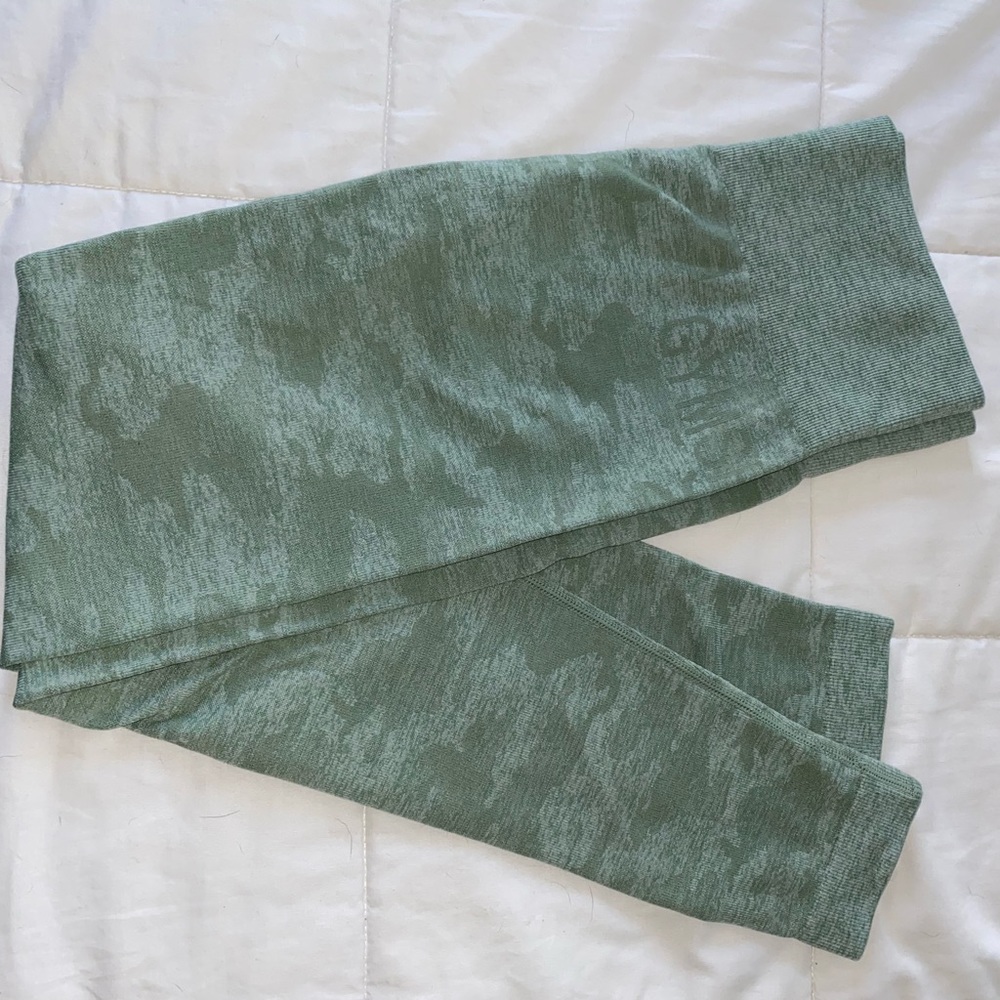 GymShark Green Camo Leggings